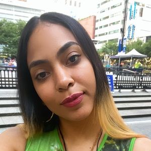 Meet your Posher, Angelica